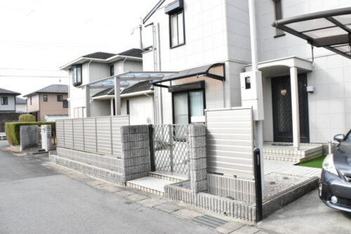 生垣から目隠しフェンスへ一新！家族と愛犬が快適に過ごせるお庭：守山市A様邸