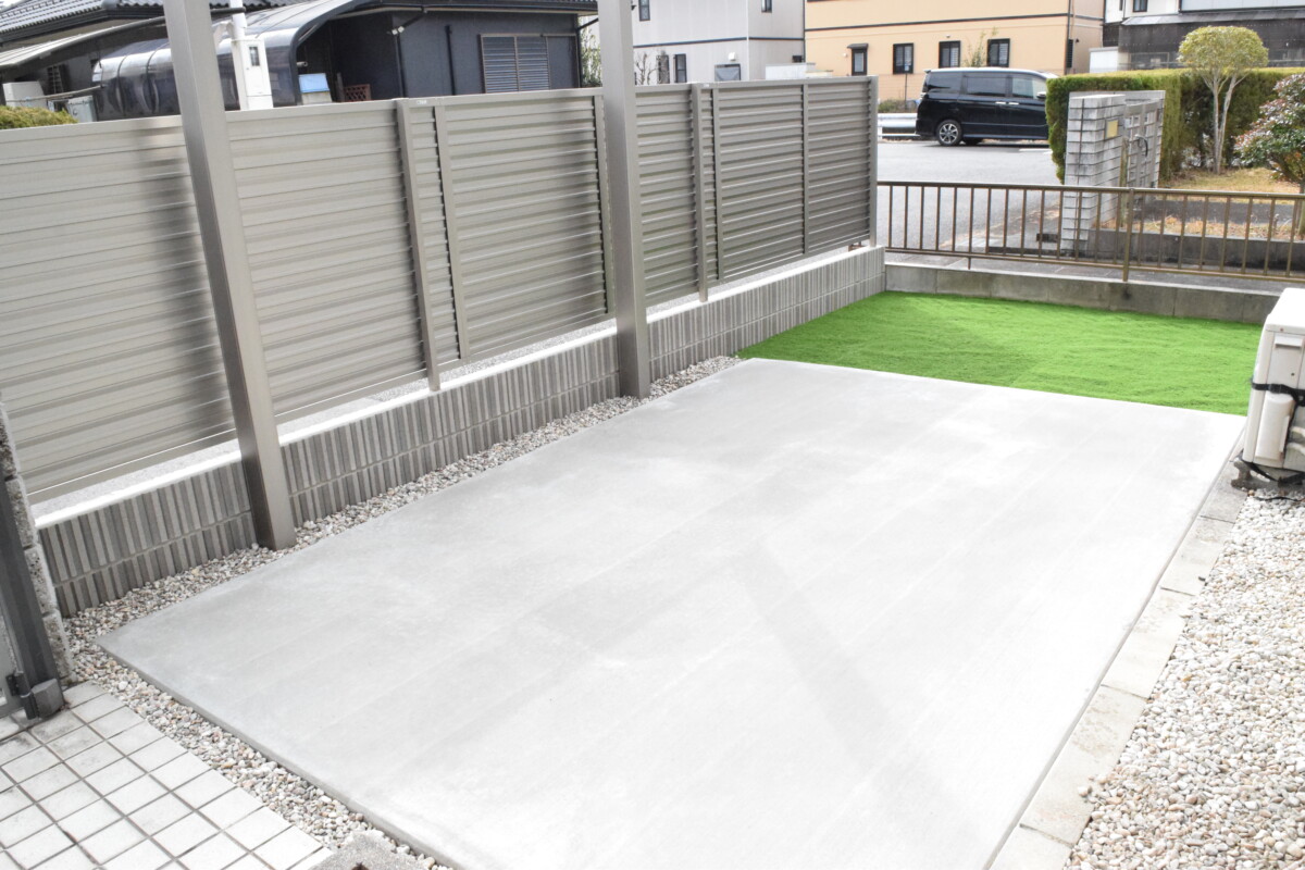 【after】雨や日差しを防ぐLIXILのサイクルポート「フーゴFミニ」